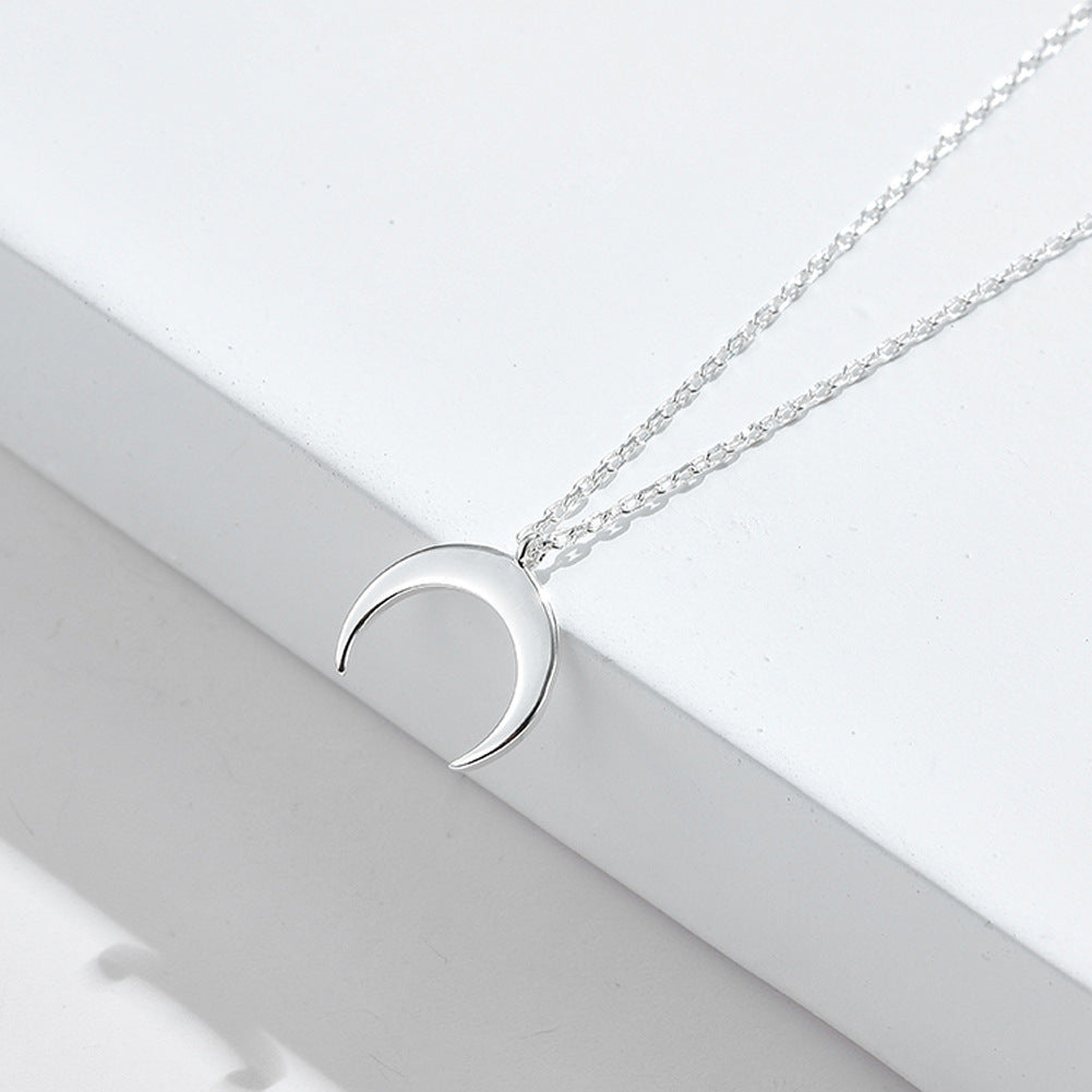 Elegant 925 Sterling Silver Moon Pendant Necklace - Chic White Gold Plated Clavicle Chain for Women